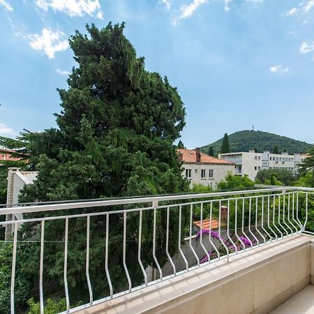 Flora Three Bedroom Apartment Near Beach Dubrovnik Exterior photo