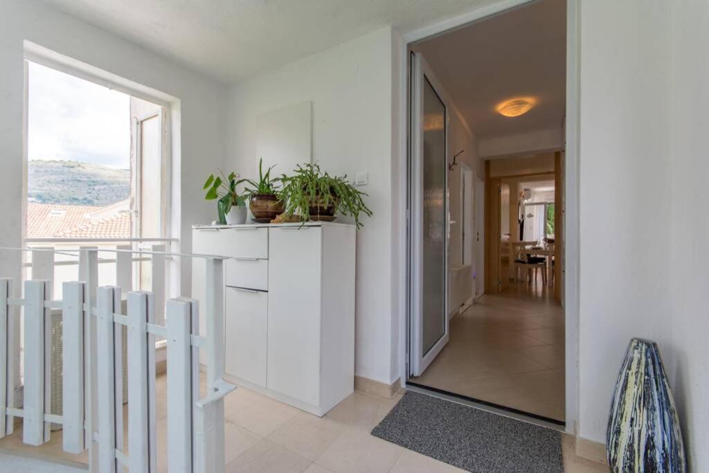 Flora Three Bedroom Apartment Near Beach Dubrovnik Exterior photo