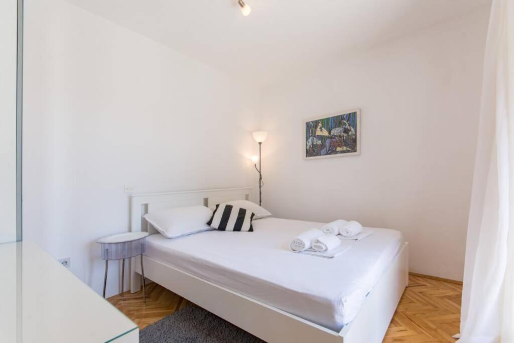 Flora Three Bedroom Apartment Near Beach Dubrovnik Exterior photo