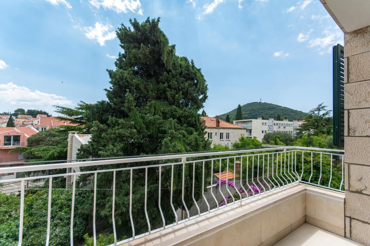 Flora Three Bedroom Apartment Near Beach Dubrovnik Exterior photo